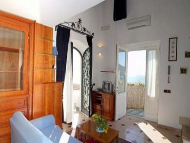 Positano Cottage Sleeps 4